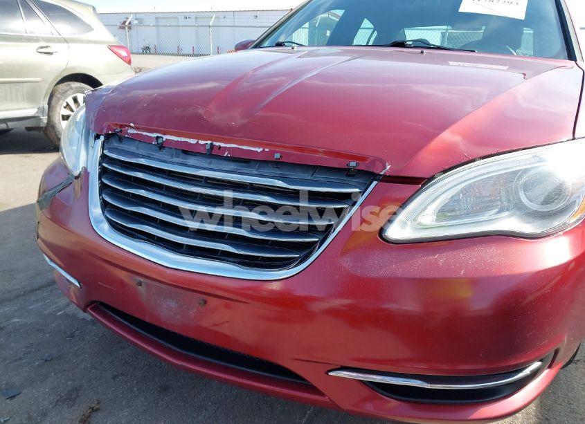 Photo 13 of 2013 Chrysler 200 TOURING (VIN 1C3CCBBB5DN655332)