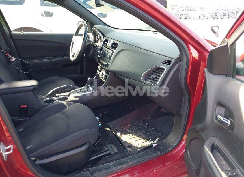 Photo 5 of 2013 Chrysler 200 TOURING (VIN 1C3CCBBB5DN655332)