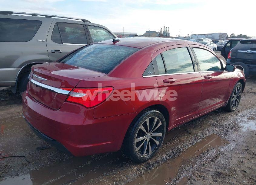 Photo 4 of 2013 Chrysler 200 TOURING (VIN 1C3CCBBB5DN679002)