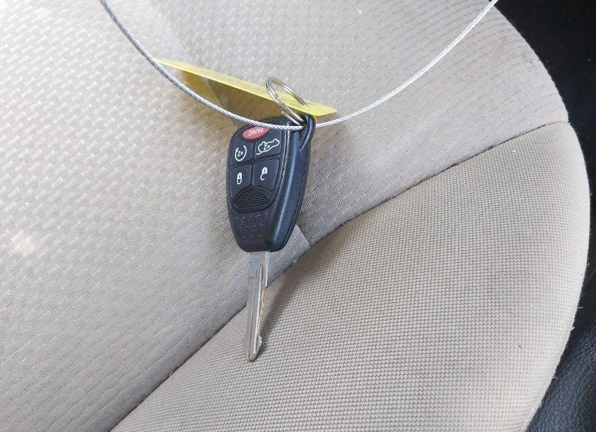 Photo 11 of 2014 Chrysler 200 TOURING (VIN 1C3CCBBB5EN185076)