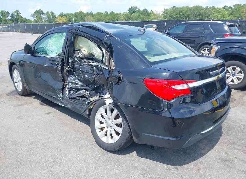 Photo 3 of 2014 Chrysler 200 TOURING (VIN 1C3CCBBB5EN185076)