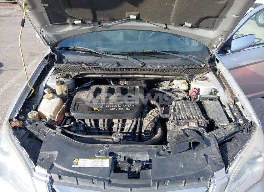 Photo 10 of 2012 Chrysler 200 TOURING (VIN 1C3CCBBB6CN175766)