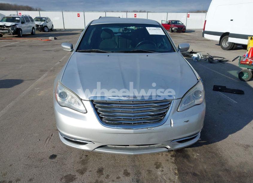 Photo 12 of 2012 Chrysler 200 TOURING (VIN 1C3CCBBB6CN175766)
