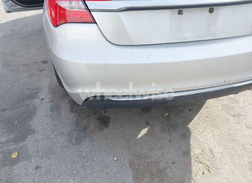 Photo 17 of 2012 Chrysler 200 TOURING (VIN 1C3CCBBB6CN175766)