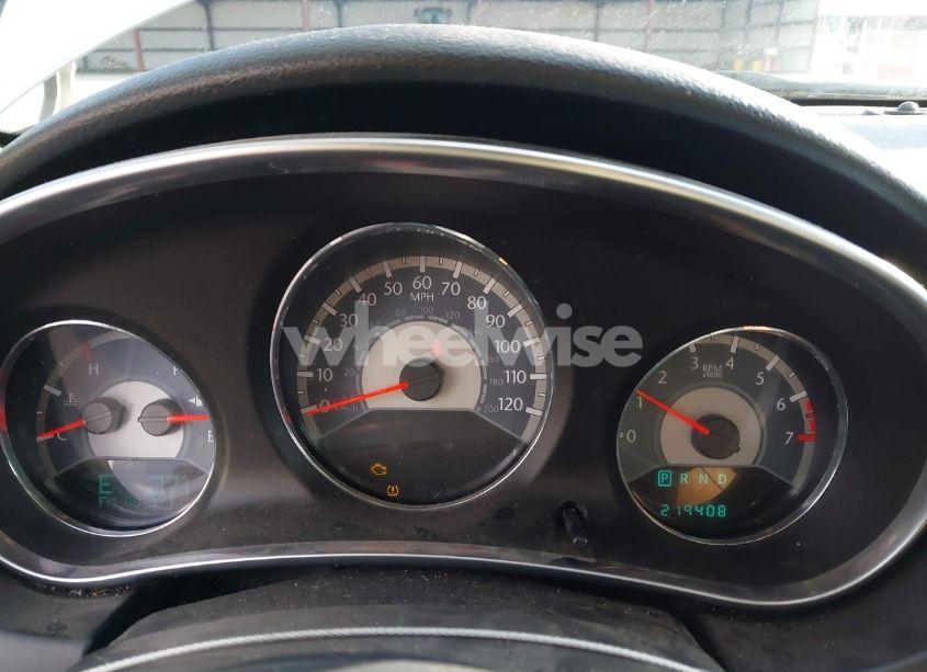 Photo 7 of 2012 Chrysler 200 TOURING (VIN 1C3CCBBB6CN175766)