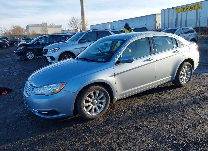 Photo 2 of 2012 Chrysler 200 TOURING (VIN 1C3CCBBB6CN299357)