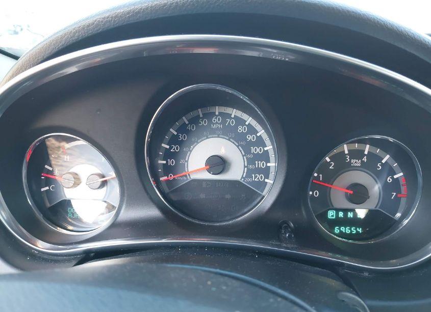 Photo 7 of 2012 Chrysler 200 TOURING (VIN 1C3CCBBB6CN299357)