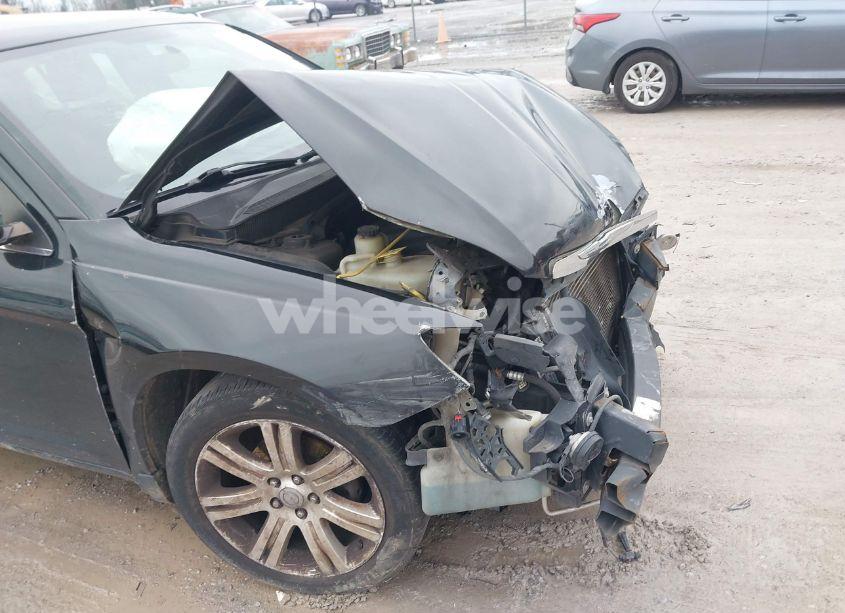 Photo 12 of 2012 Chrysler 200 TOURING (VIN 1C3CCBBB6CN303035)