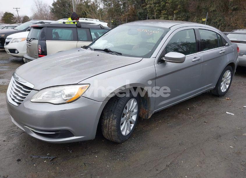 Photo 2 of 2013 Chrysler 200 TOURING (VIN 1C3CCBBB6DN543073)