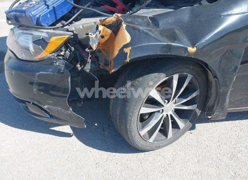 Photo 6 of 2013 Chrysler 200 TOURING (VIN 1C3CCBBB6DN577823)