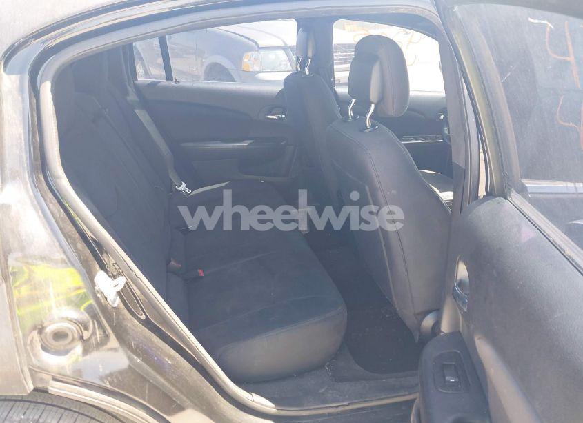 Photo 8 of 2013 Chrysler 200 TOURING (VIN 1C3CCBBB6DN577823)