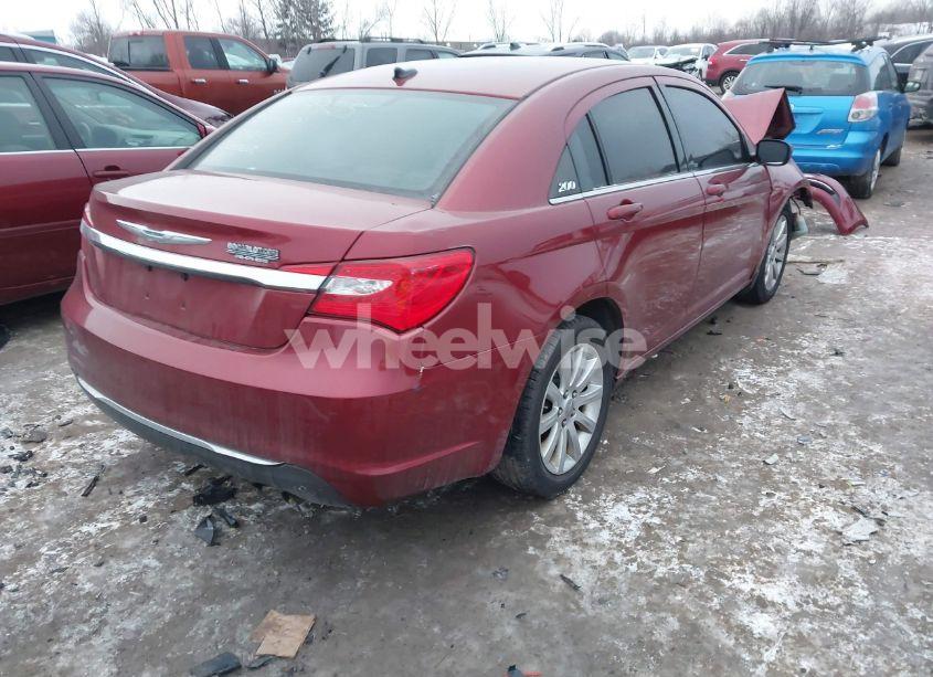 Photo 4 of 2013 Chrysler 200 TOURING (VIN 1C3CCBBB6DN674519)