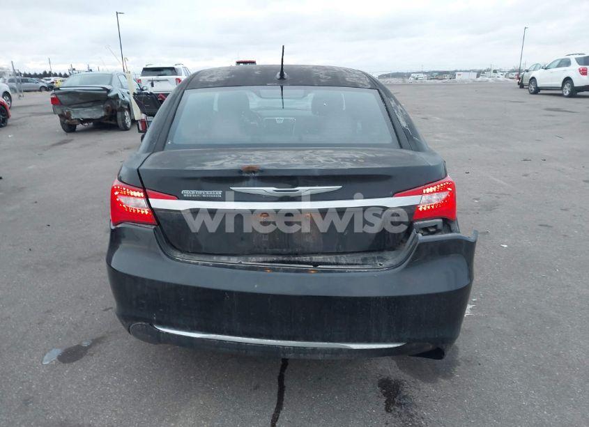 Photo 16 of 2013 Chrysler 200 TOURING (VIN 1C3CCBBB6DN694642)