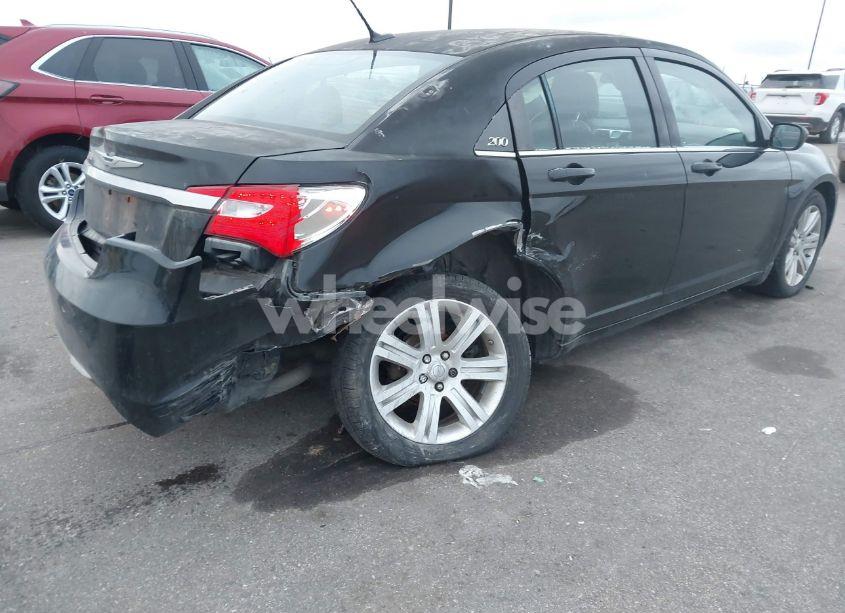 Photo 6 of 2013 Chrysler 200 TOURING (VIN 1C3CCBBB6DN694642)