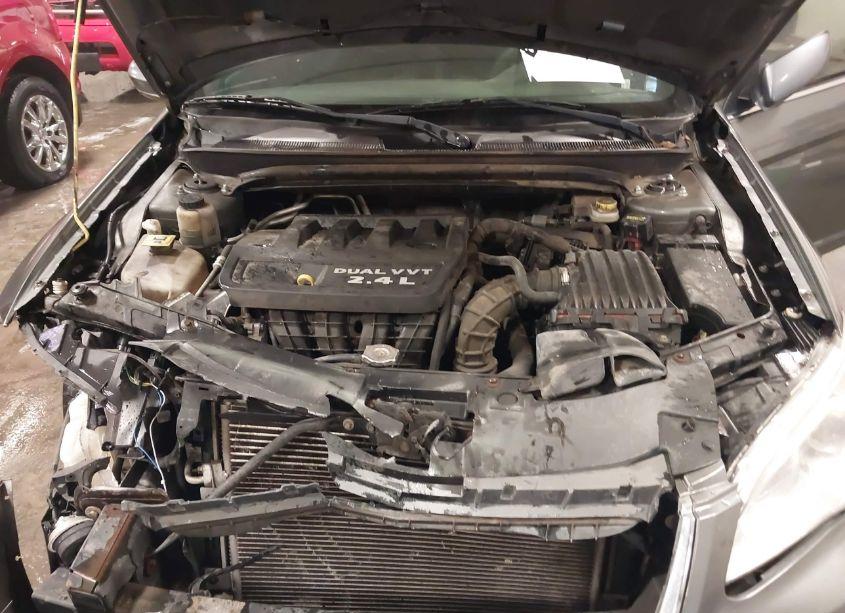 Photo 10 of 2013 Chrysler 200 TOURING (VIN 1C3CCBBB6DN694933)