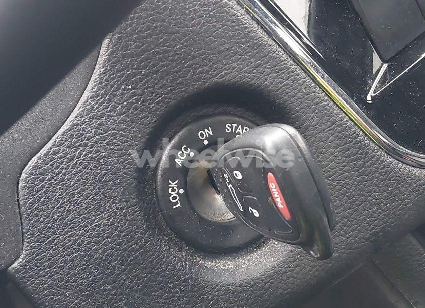 Photo 11 of 2014 Chrysler 200 TOURING (VIN 1C3CCBBB6EN112119)