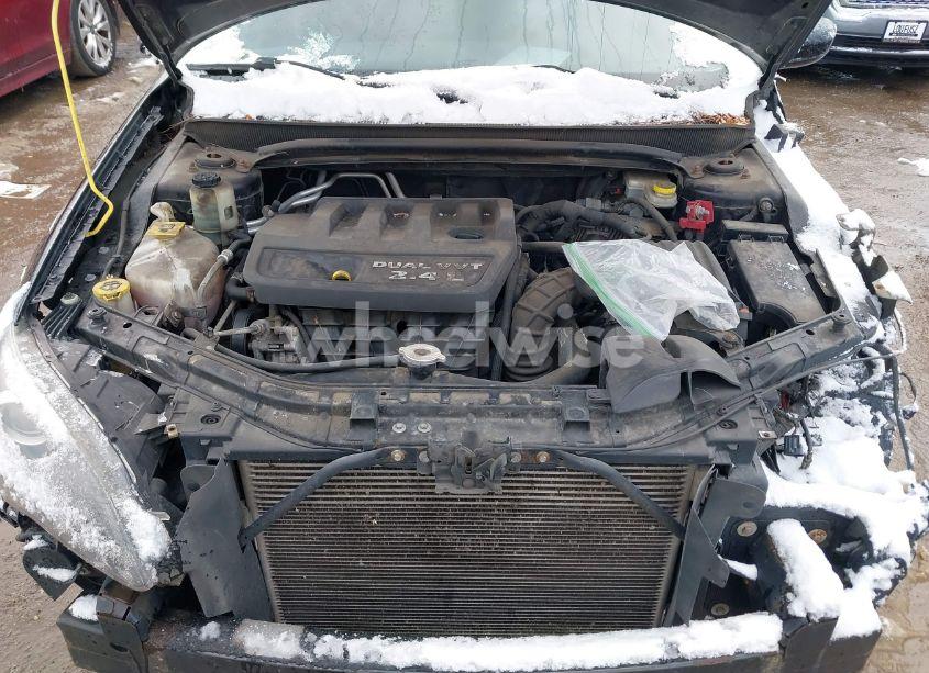 Photo 10 of 2014 Chrysler 200 TOURING (VIN 1C3CCBBB6EN117966)