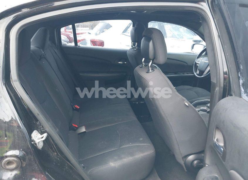 Photo 8 of 2014 Chrysler 200 TOURING (VIN 1C3CCBBB6EN117966)