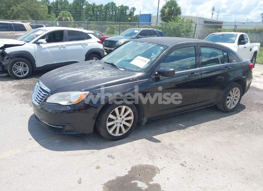 Photo 2 of 2012 Chrysler 200 TOURING (VIN 1C3CCBBB7CN103765)