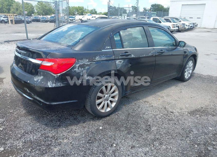Photo 4 of 2012 Chrysler 200 TOURING (VIN 1C3CCBBB7CN103765)