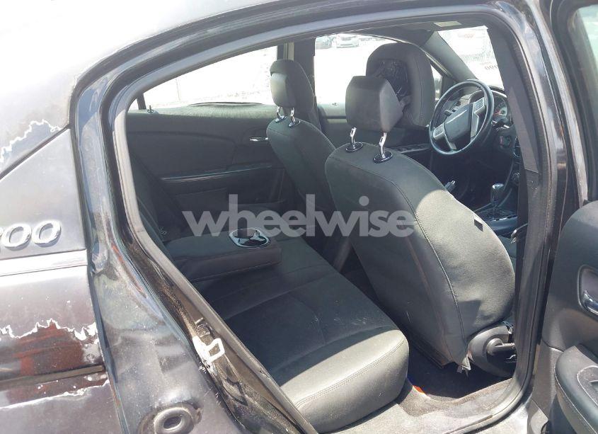 Photo 8 of 2012 Chrysler 200 TOURING (VIN 1C3CCBBB7CN103765)