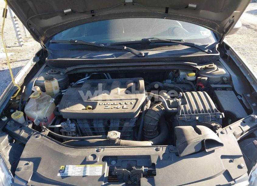 Photo 10 of 2012 Chrysler 200 TOURING (VIN 1C3CCBBB7CN127404)