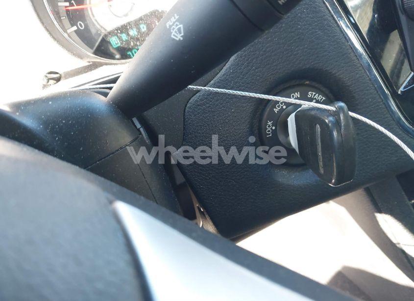 Photo 11 of 2012 Chrysler 200 TOURING (VIN 1C3CCBBB7CN127404)