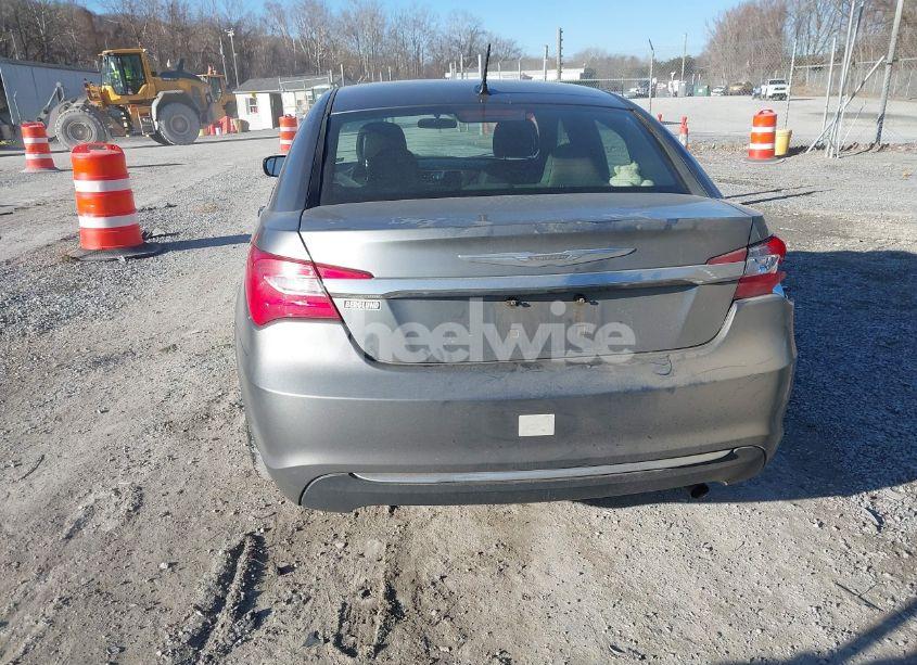 Photo 16 of 2012 Chrysler 200 TOURING (VIN 1C3CCBBB7CN127404)