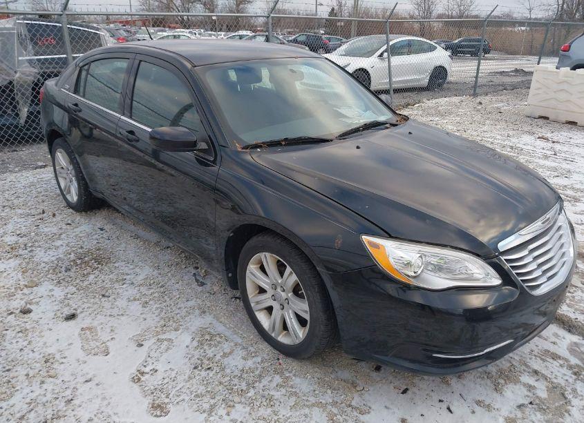 2012 Chrysler 200 TOURING (VIN 1C3CCBBB7CN137625) main photo