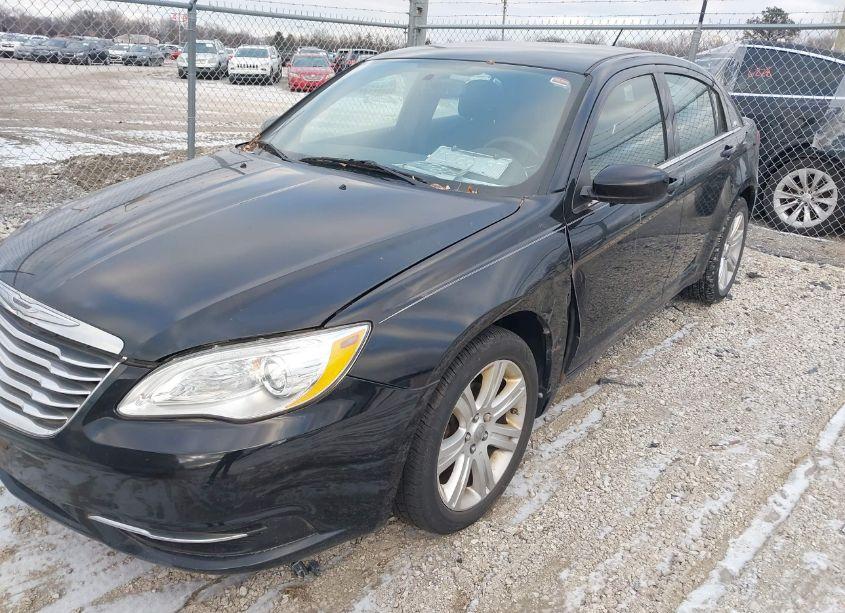 Photo 2 of 2012 Chrysler 200 TOURING (VIN 1C3CCBBB7CN137625)