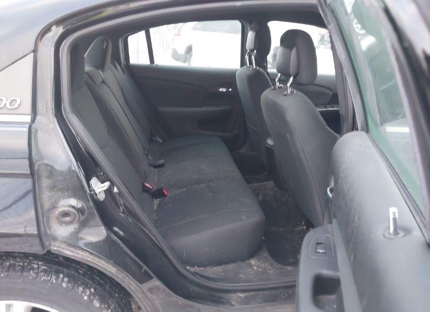 Photo 8 of 2012 Chrysler 200 TOURING (VIN 1C3CCBBB7CN137625)