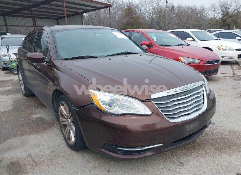 2012 Chrysler 200 TOURING (VIN 1C3CCBBB7CN226739) main photo