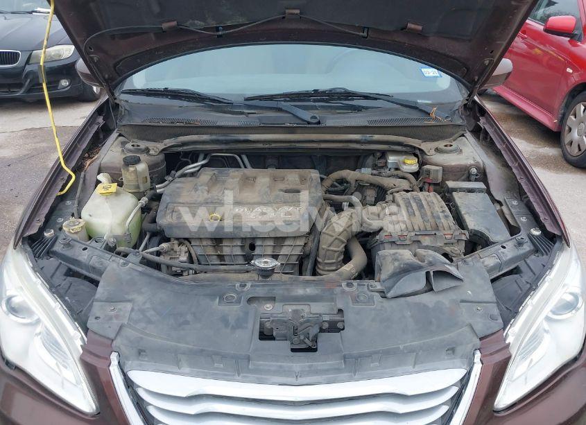 Photo 10 of 2012 Chrysler 200 TOURING (VIN 1C3CCBBB7CN226739)