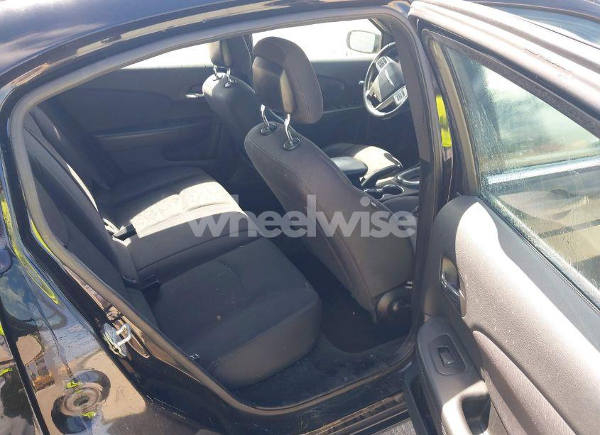 Photo 8 of 2013 Chrysler 200 TOURING (VIN 1C3CCBBB7DN592797)