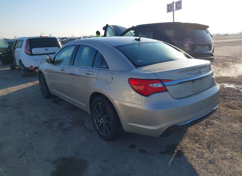 Photo 3 of 2013 Chrysler 200 TOURING (VIN 1C3CCBBB7DN694178)