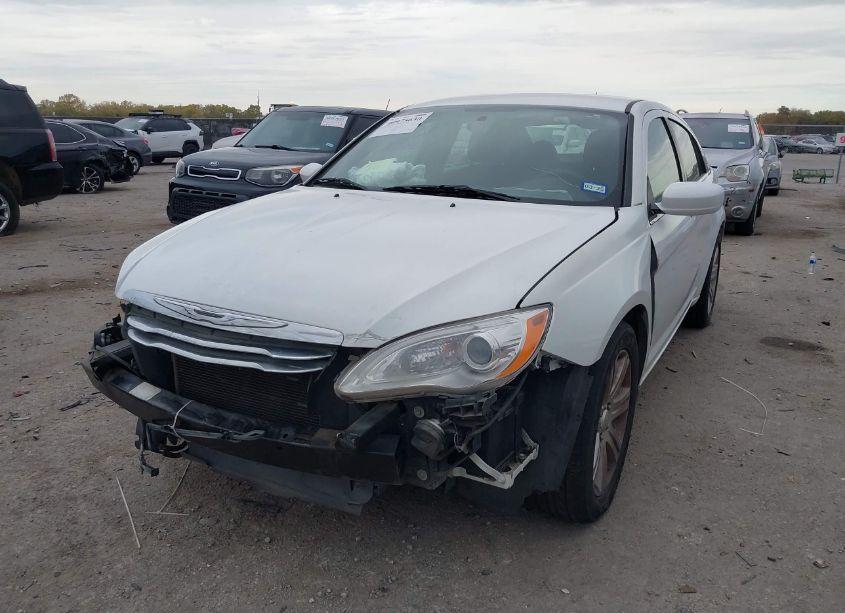 Photo 2 of 2013 Chrysler 200 TOURING (VIN 1C3CCBBB7DN695170)