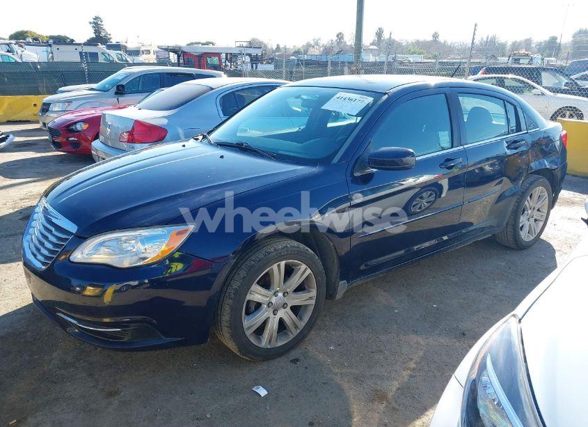 Photo 2 of 2013 Chrysler 200 TOURING (VIN 1C3CCBBB7DN732380)