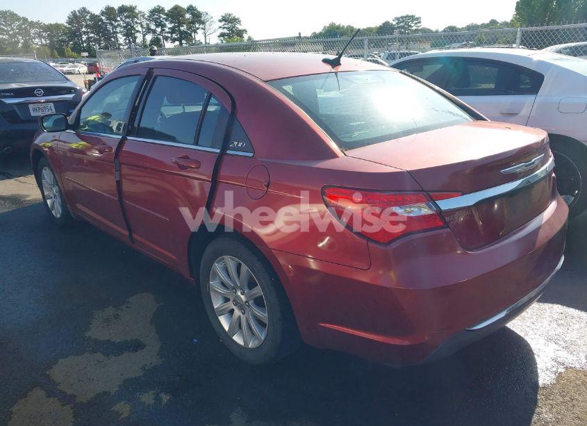 Photo 3 of 2013 Chrysler 200 TOURING (VIN 1C3CCBBB7DN732914)
