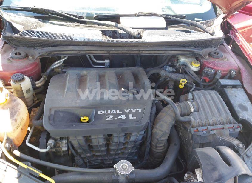 Photo 10 of 2013 Chrysler 200 TOURING (VIN 1C3CCBBB7DN732931)