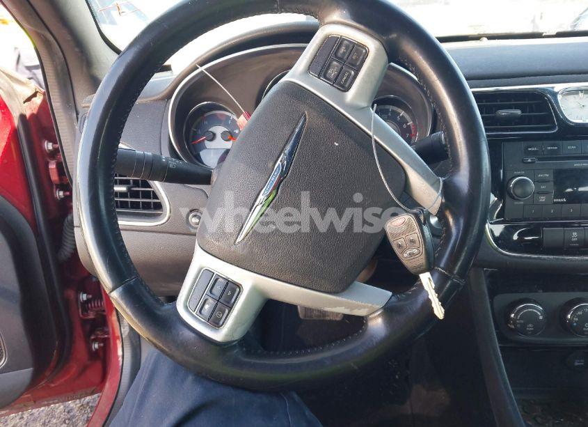 Photo 11 of 2013 Chrysler 200 TOURING (VIN 1C3CCBBB7DN732931)