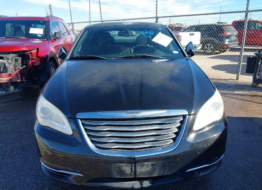 Photo 12 of 2014 Chrysler 200 TOURING (VIN 1C3CCBBB7EN183748)