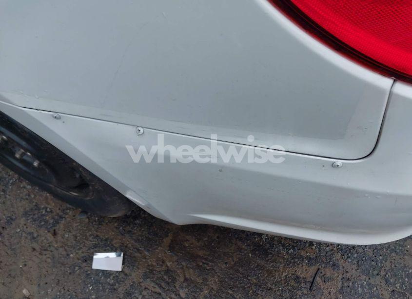 Photo 13 of 2012 Chrysler 200 TOURING (VIN 1C3CCBBB8CN180676)