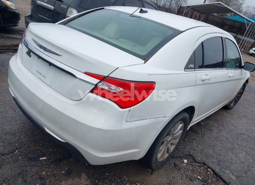 Photo 4 of 2012 Chrysler 200 TOURING (VIN 1C3CCBBB8CN180676)