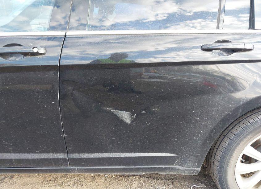 Photo 12 of 2012 Chrysler 200 TOURING (VIN 1C3CCBBB8CN210341)