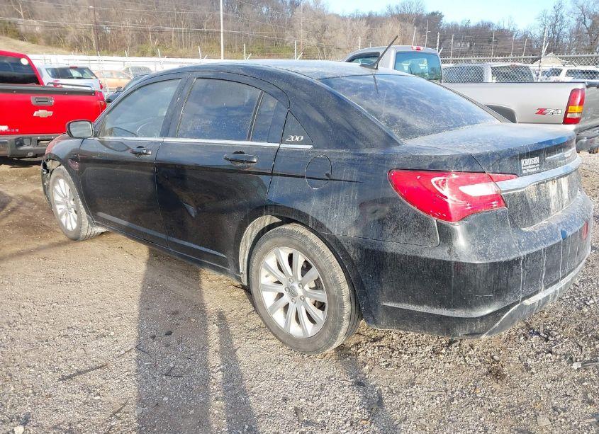 Photo 3 of 2012 Chrysler 200 TOURING (VIN 1C3CCBBB8CN210341)