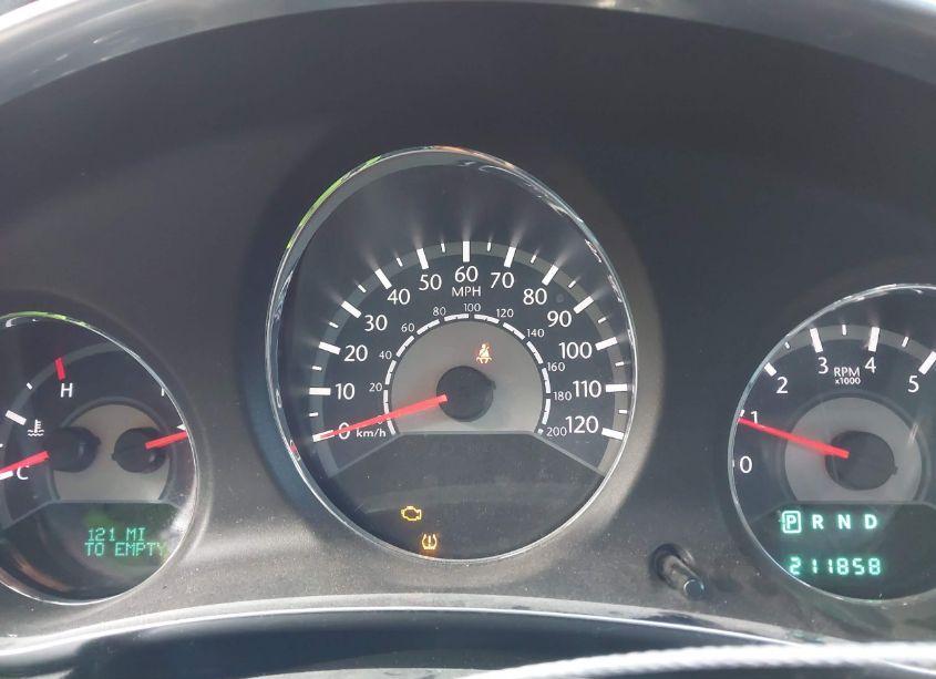 Photo 7 of 2012 Chrysler 200 TOURING (VIN 1C3CCBBB8CN210341)