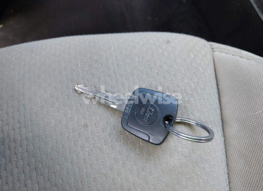 Photo 11 of 2012 Chrysler 200 TOURING (VIN 1C3CCBBB8CN210825)