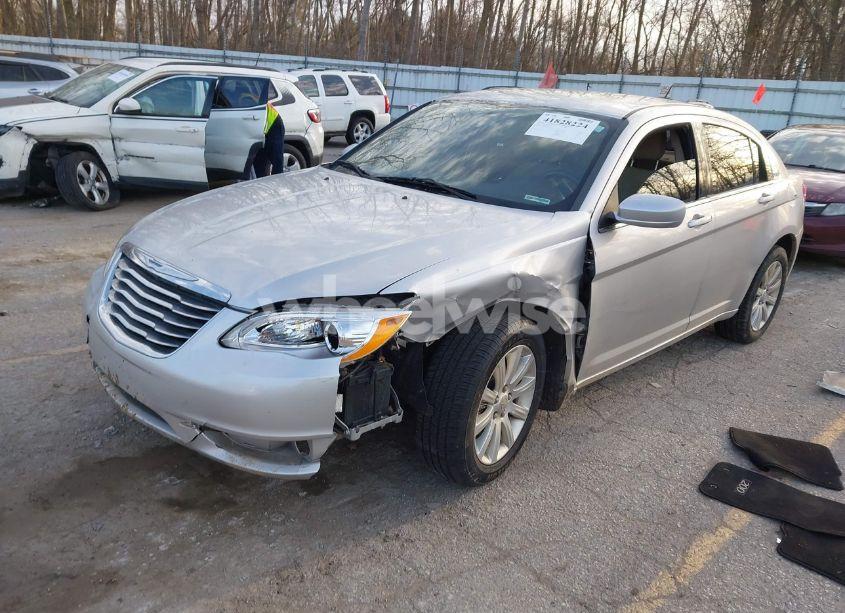 Photo 2 of 2012 Chrysler 200 TOURING (VIN 1C3CCBBB8CN210825)