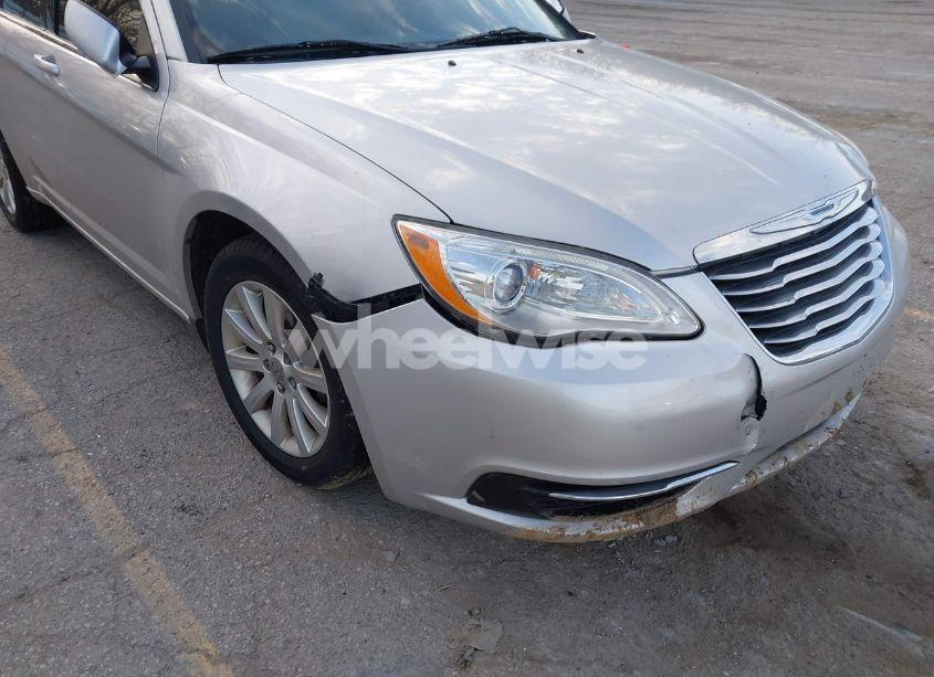 Photo 6 of 2012 Chrysler 200 TOURING (VIN 1C3CCBBB8CN210825)