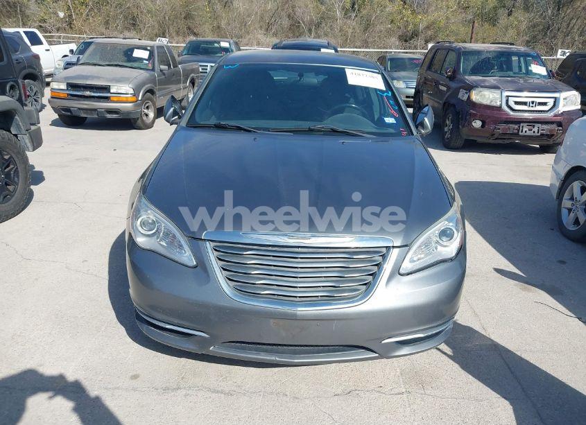 Photo 6 of 2013 Chrysler 200 TOURING (VIN 1C3CCBBB8DN525304)